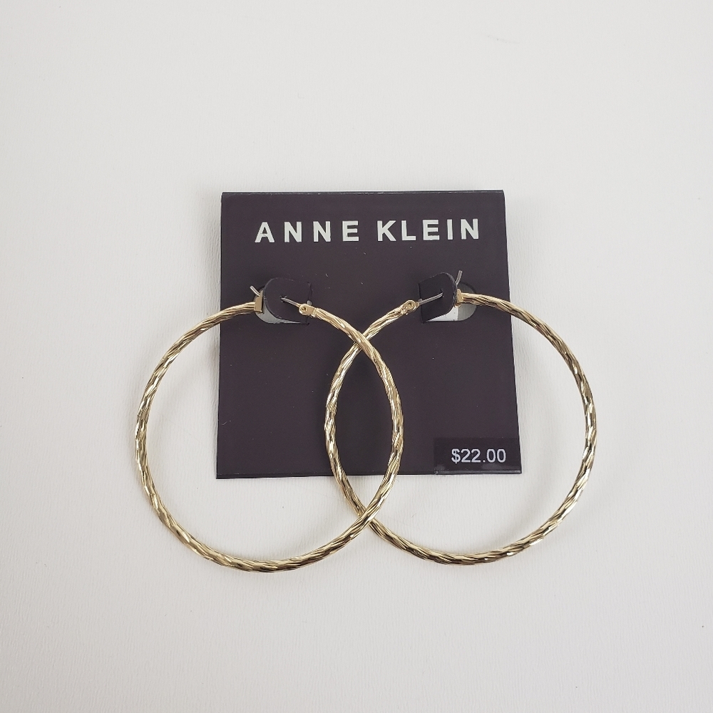 Anne klein gold tone earrings - Picture 1 of 2
